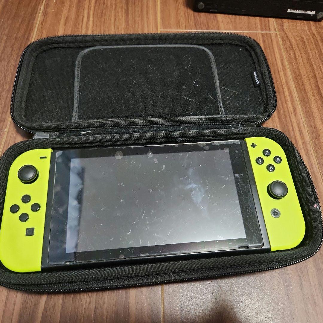 Nintendo Switch本体　ソフト３本他