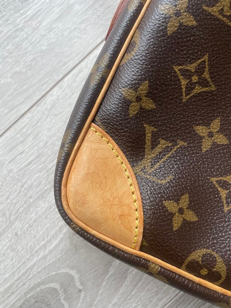 ルイヴィトン モノグラム ダヌーブ ショルダーバッグ