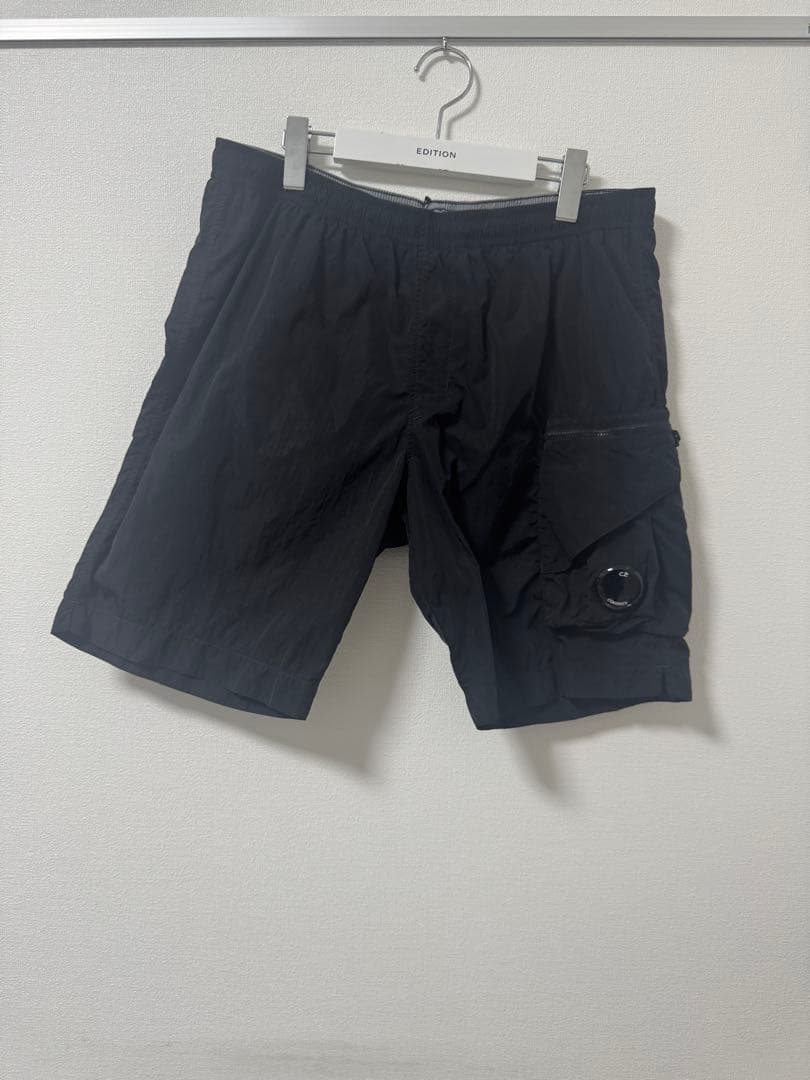 cp company ナイロン ショートパンツ　サイズ48
