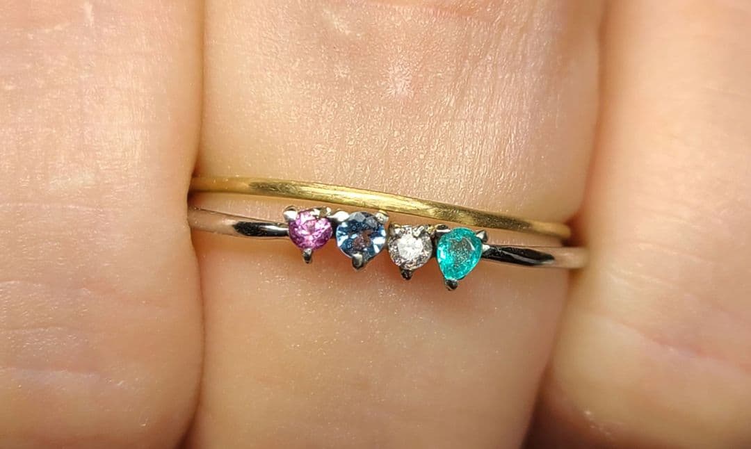 でも重ねづけにも可愛いです!!★18金プレーンリング、マット加工★