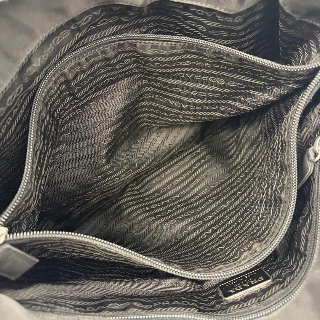 PRADA 三角ロゴ A4収納 トートバッグ ナイロン ブラック プラダ