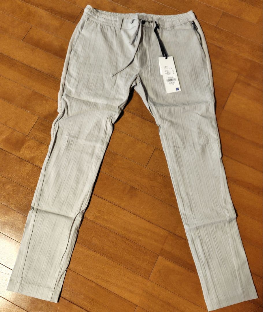 ［新品未着用］1PIU1UGUALE3 RELAX パンツ グレー Lサイズ
