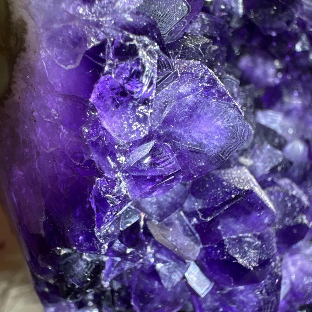 ウルグアイ産♡アメジストドーム♡2色カラー♡2.8kg フラワー♡天使の指紋付き