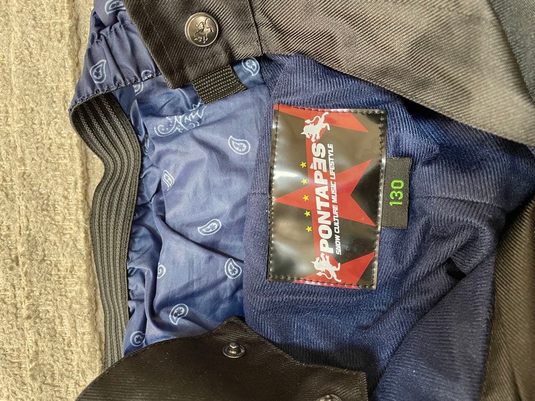 PONTAPES 迷彩 子供用スキー　スノボウェア 130cm