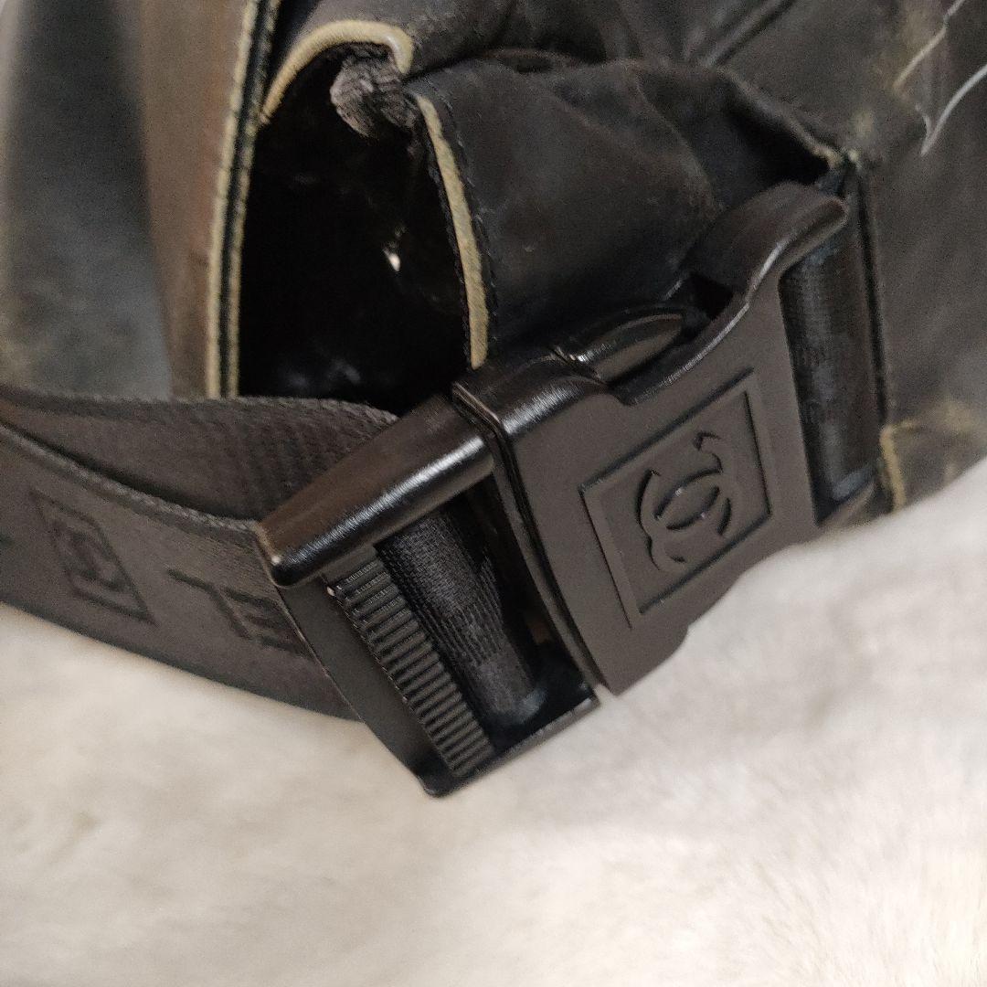 CHANEL スポーツライン ココマーク デカココメッセンジャーバッグ