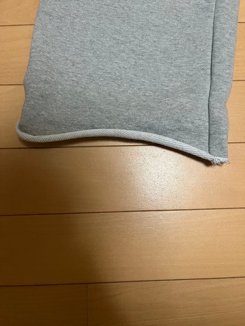 FEELS. グレー スウェットパンツ Mサイズ　上杉柊平