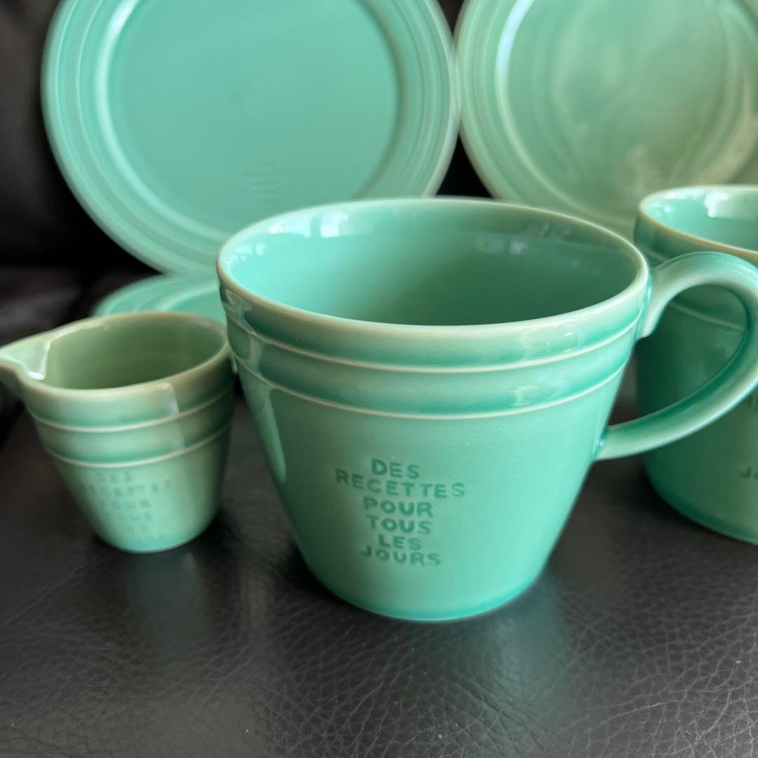 スタジオエムのプレート、マグ、ポット、クリーマーの計8点セット