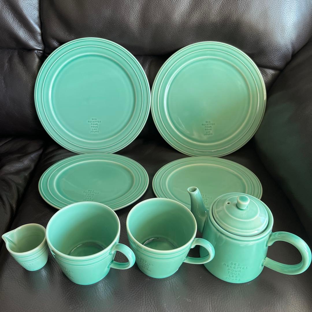 スタジオエムのプレート、マグ、ポット、クリーマーの計8点セット