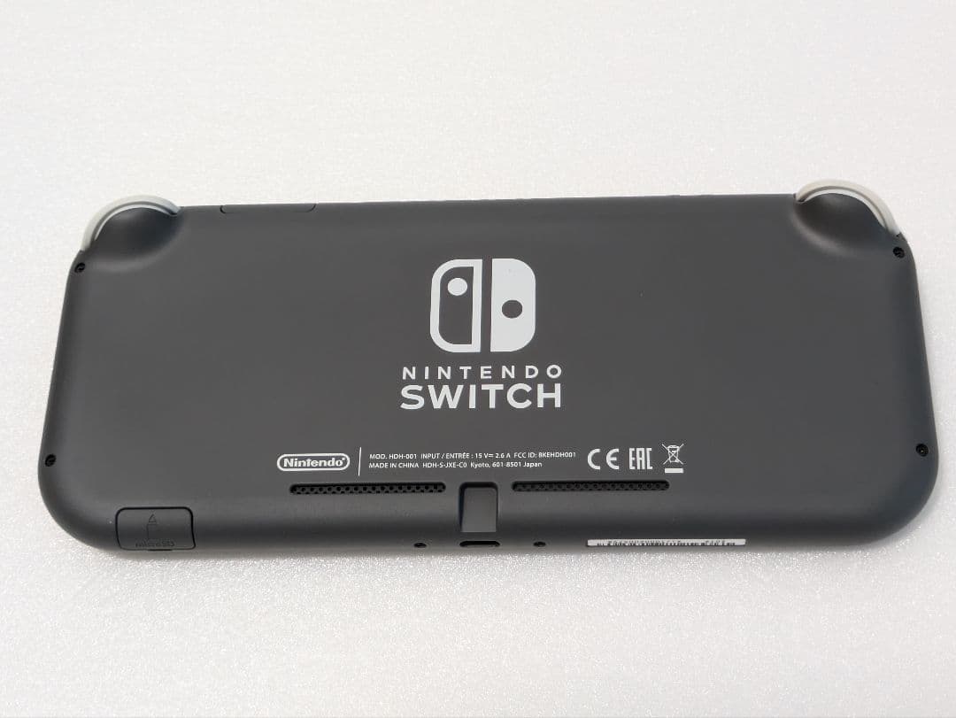 【美品】Switch Lite 本体 ※保護ガラス貼付＆シリコンカバー付き