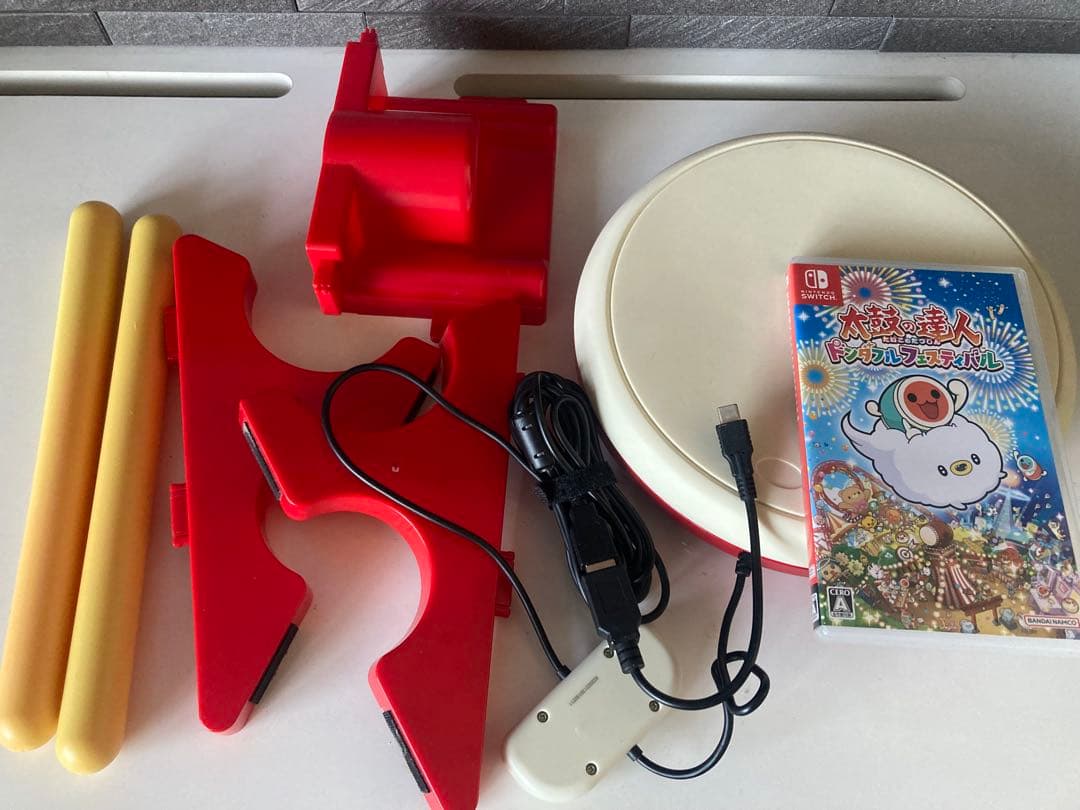 Switch 太鼓の達人 ドンダフルフェスティバル、太鼓とバチのセット