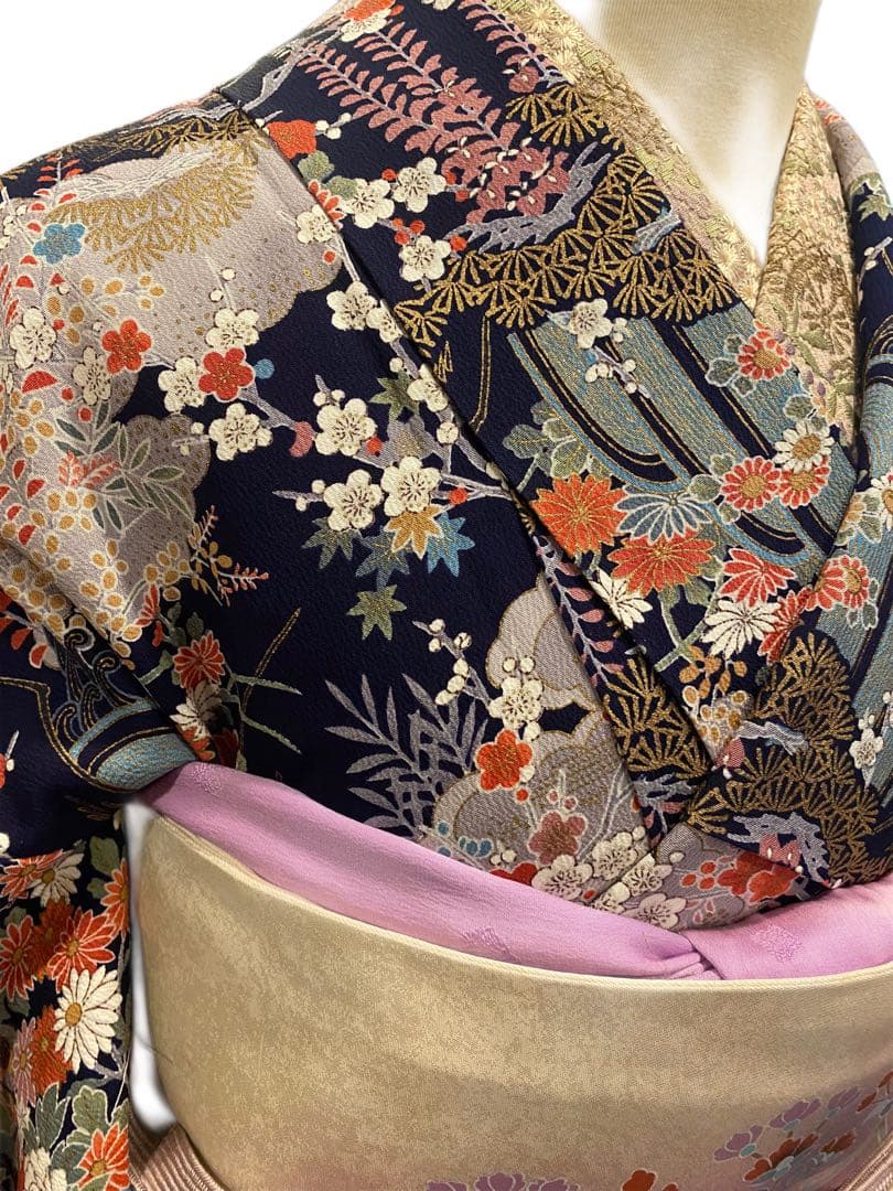 未使用小紋　御所車風景花紋　金彩入り　身丈裄長　正絹　おしゃれ着に！