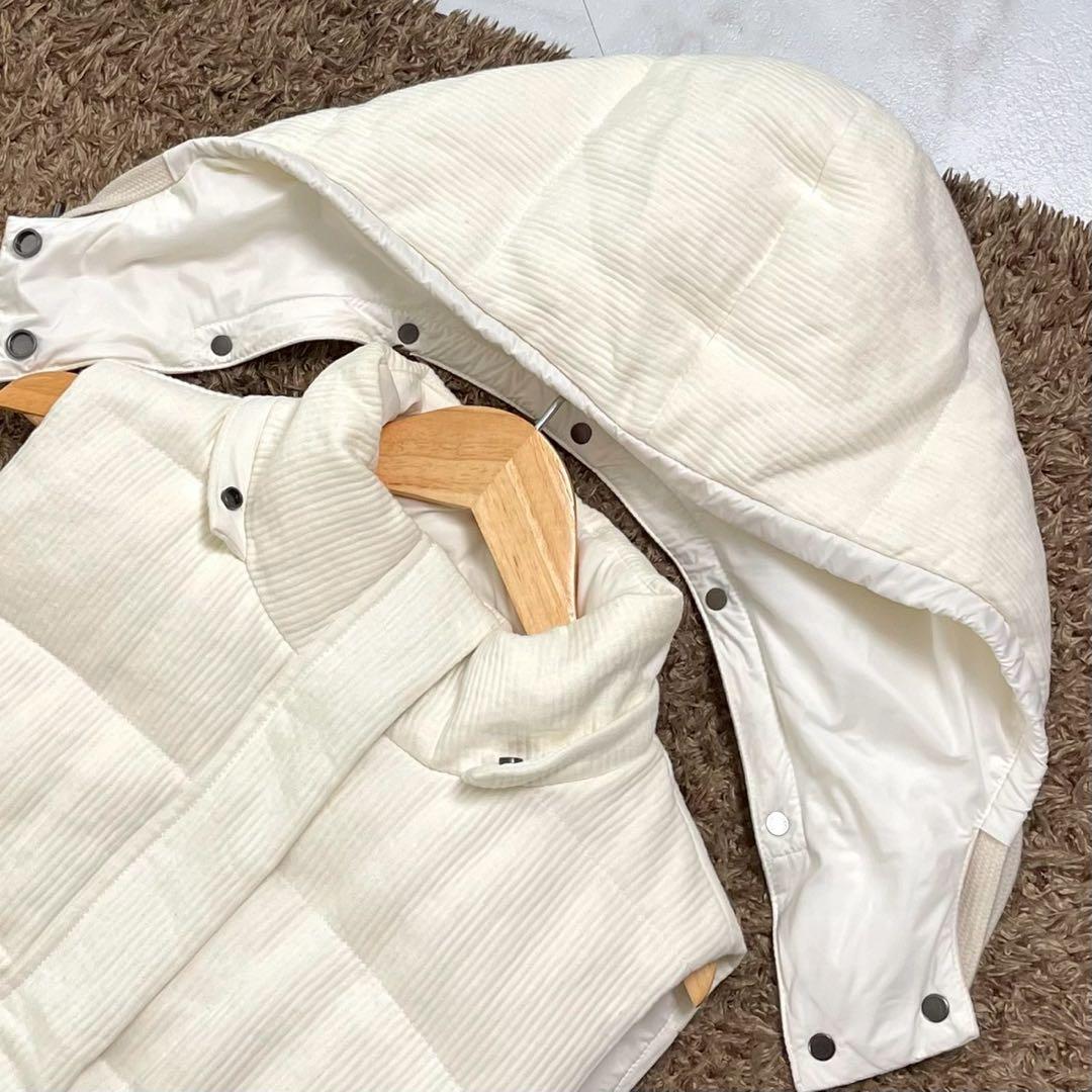 極美品 ブルネロクチネリ ダウンベスト フード ホワイト 38サイズ