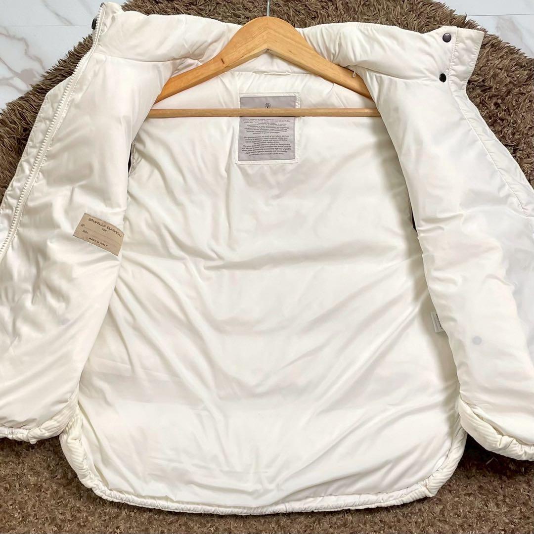 極美品 ブルネロクチネリ ダウンベスト フード ホワイト 38サイズ
