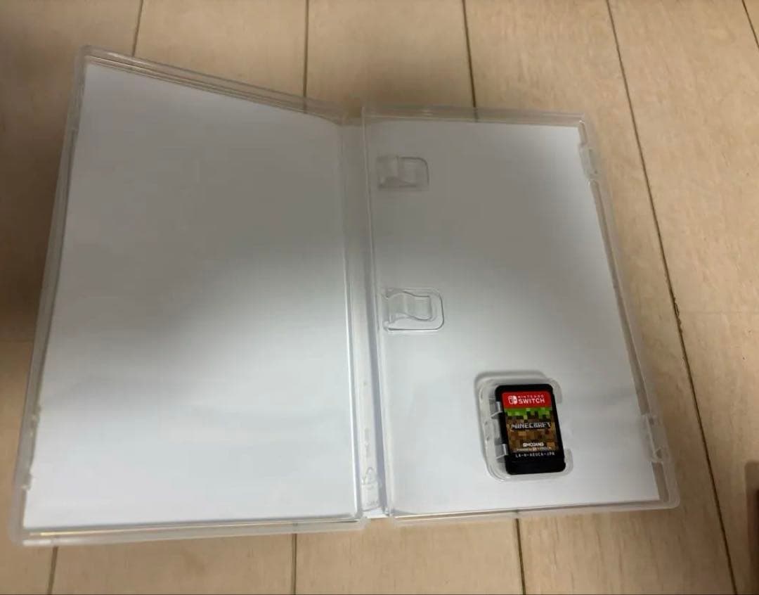 Nintendo Switch 本体 スタートセット　人気のソフト8本付き