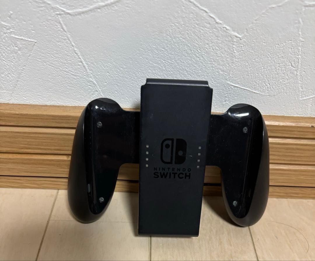 Nintendo Switch 本体 スタートセット　人気のソフト8本付き