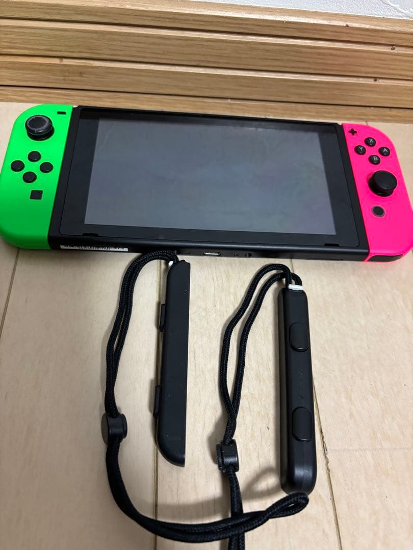 Nintendo Switch 本体 スタートセット　人気のソフト8本付き