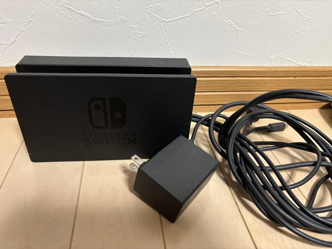 Nintendo Switch 本体 スタートセット　人気のソフト8本付き