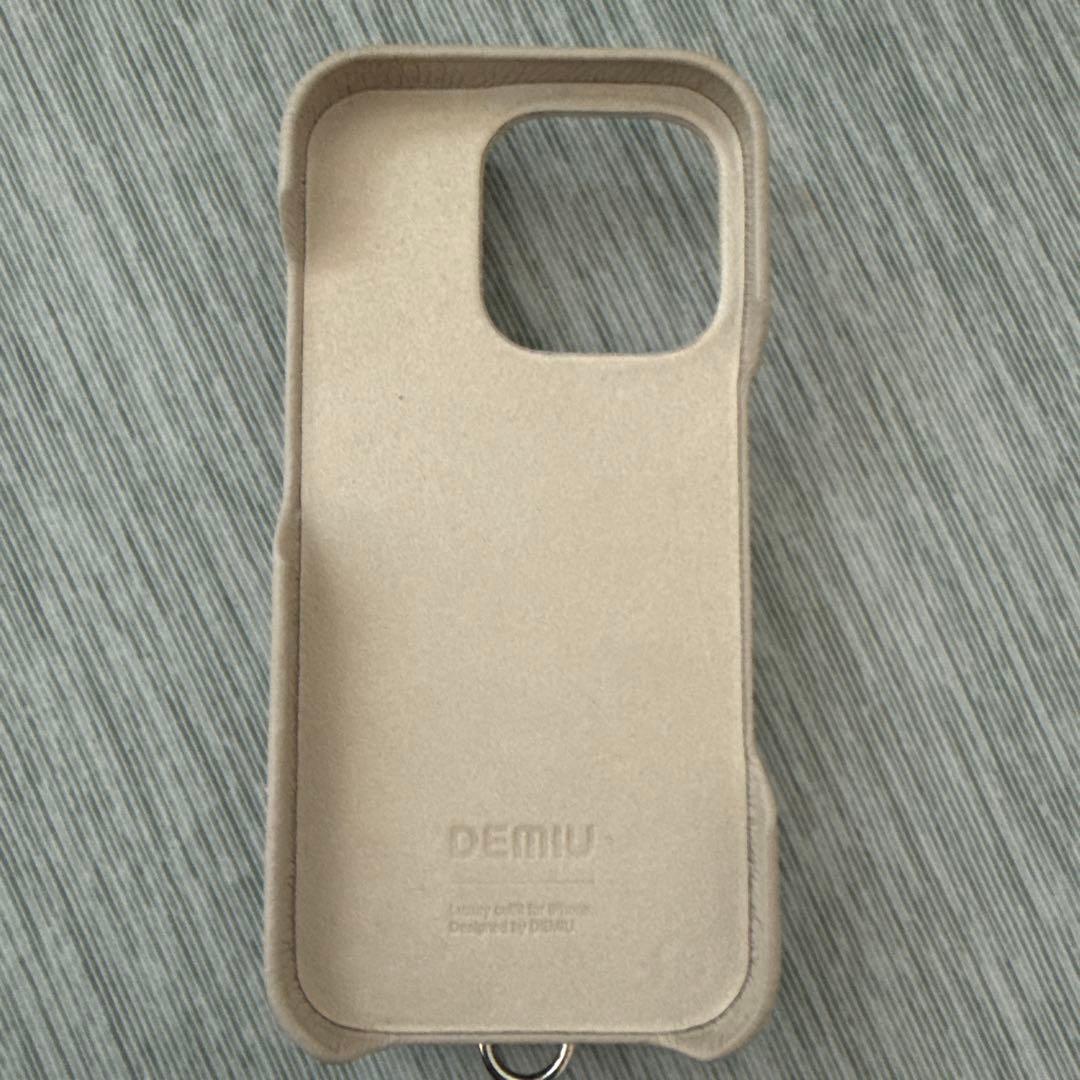 DEMIU ベージュ レザー iPhone16proケース