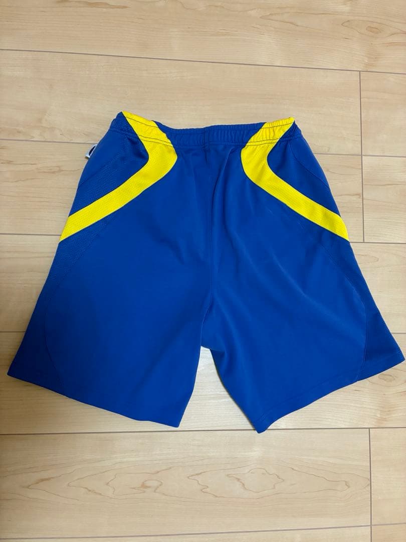 トナミ　バドミントン　ハーフパンツ