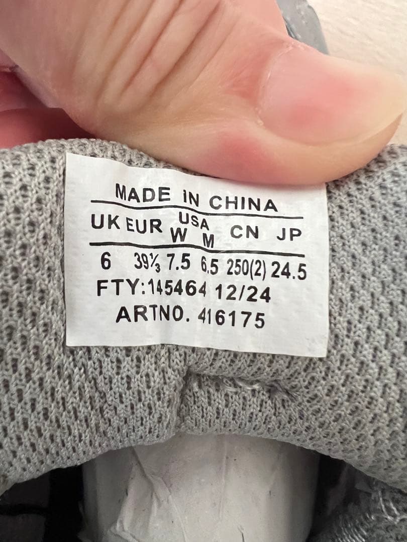 みお❗️SALOMON XA PRO 3D ユニセックス スポーツスタイル