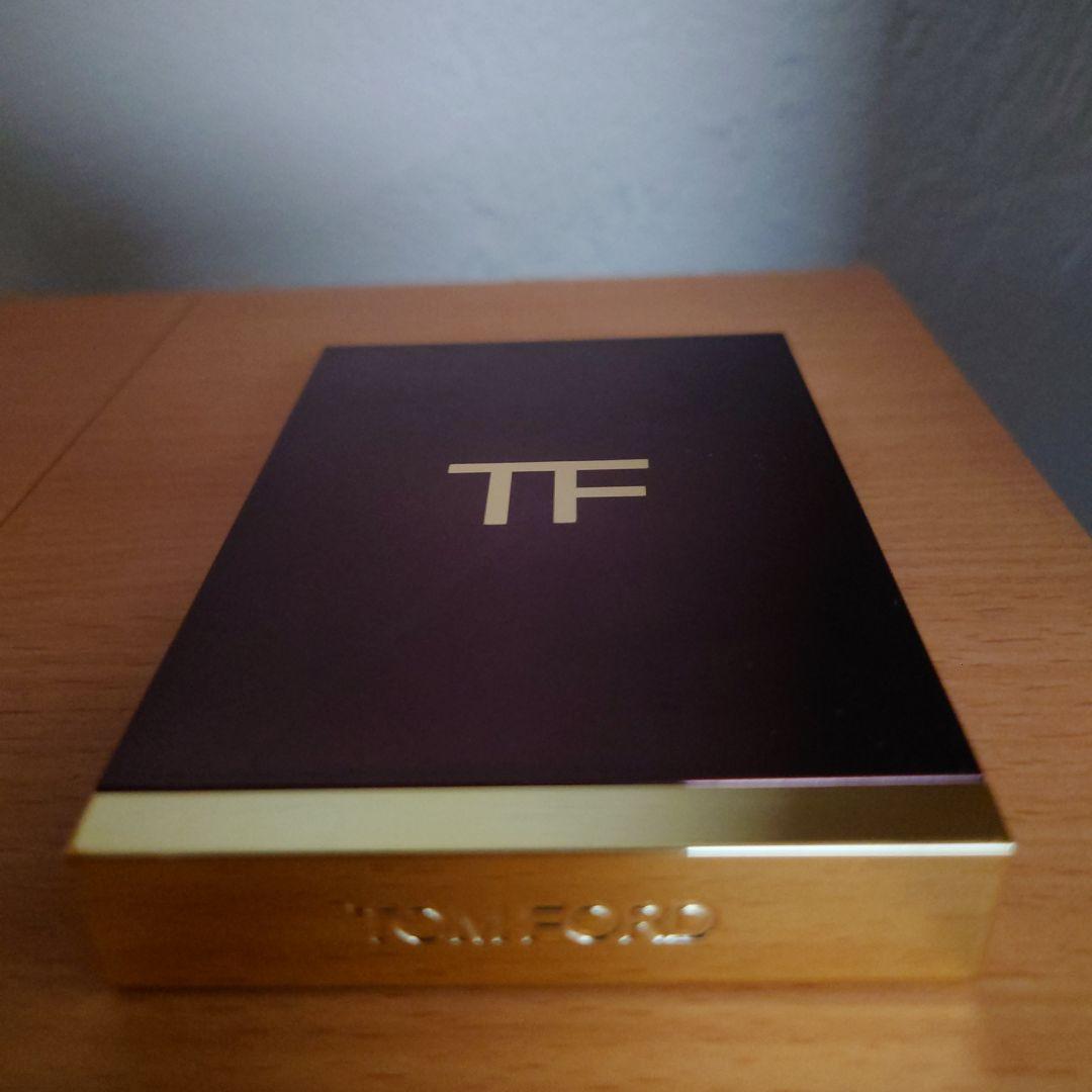 トムフォード　39C VIOLETSATINE　ヴァイオレットサテン