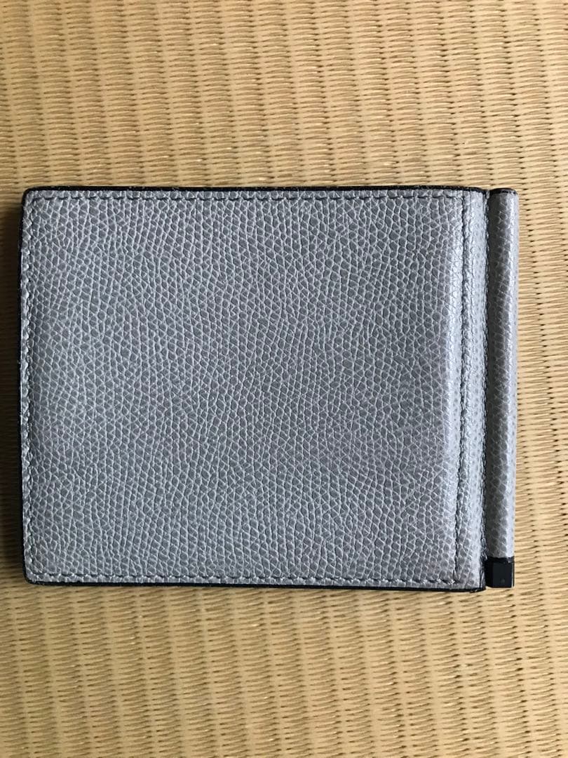 ヴァレクストラ　Valextra マネークリップ　カード入れ6枚　グレーカラー
