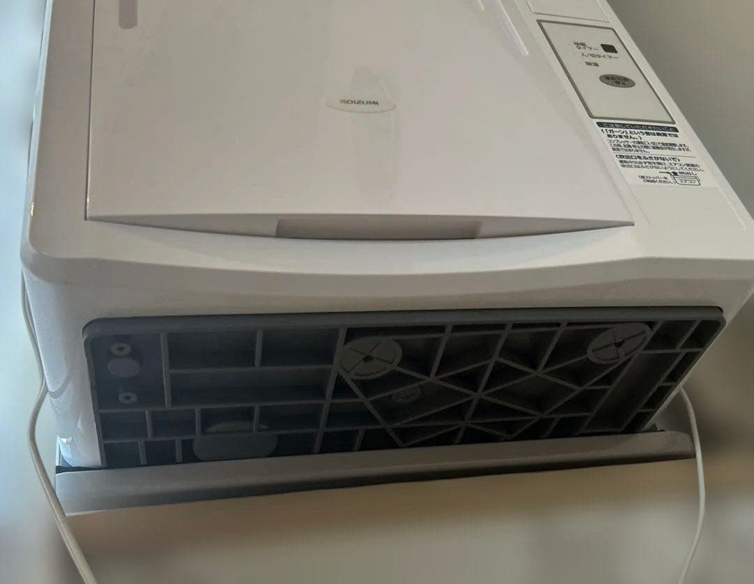 【KOIZUMI】 ルームエアコン KAW-1627 2023年製　取付枠セット