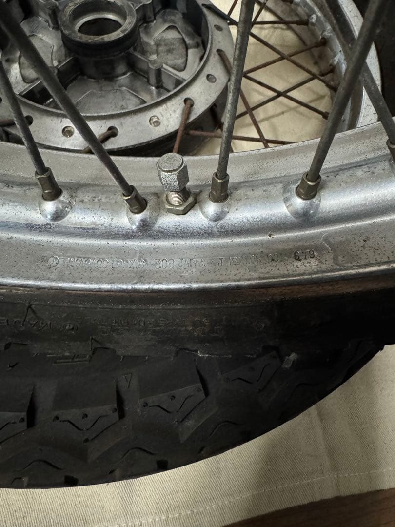 kh400純正ホイール前後