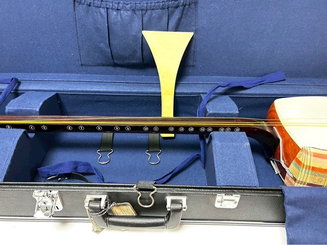 長唄三味線一式　初心者・練習用　（ハードケース・撥・小物付き）