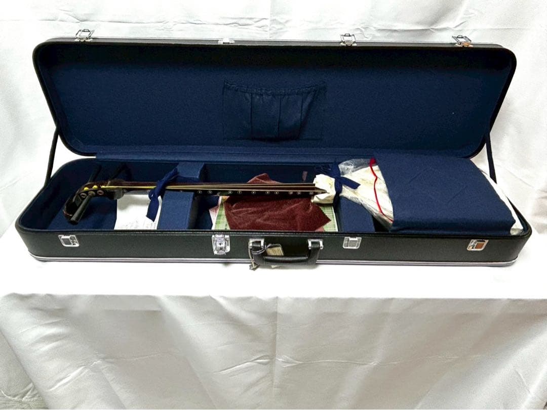 長唄三味線一式　初心者・練習用　（ハードケース・撥・小物付き）