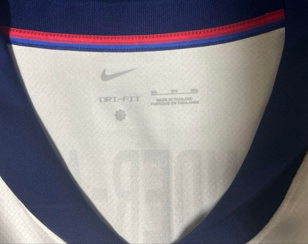 トレント アレクサンダー アーノルド ユニフォーム イングランド代表