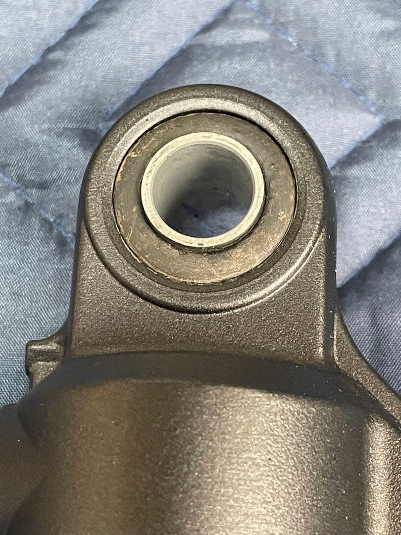 未使用　ZRX1200DAEG ダエグ　純正KYBリアサスペンション