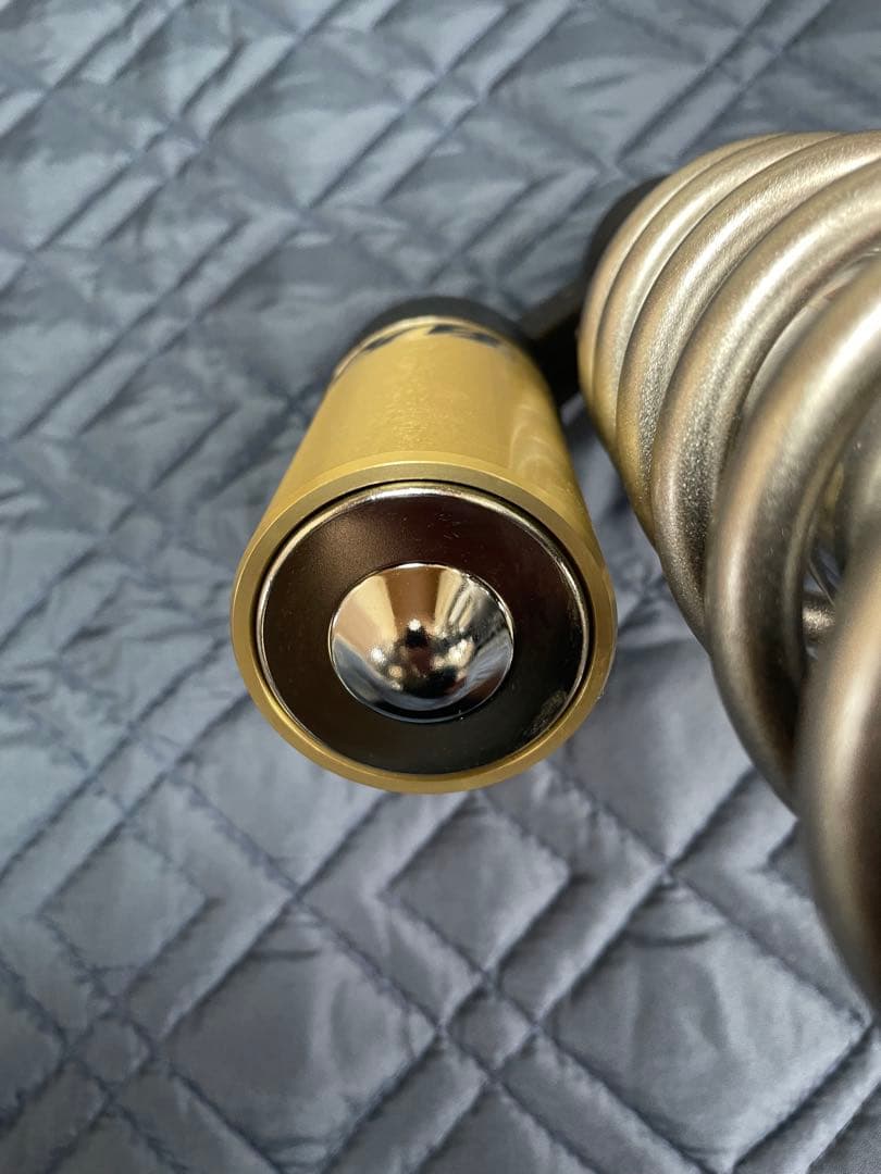 未使用　ZRX1200DAEG ダエグ　純正KYBリアサスペンション