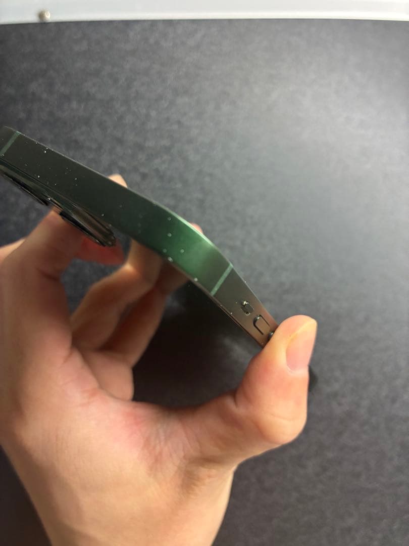 Apple iPhone 13 256GB グリーン 画面にひびあり