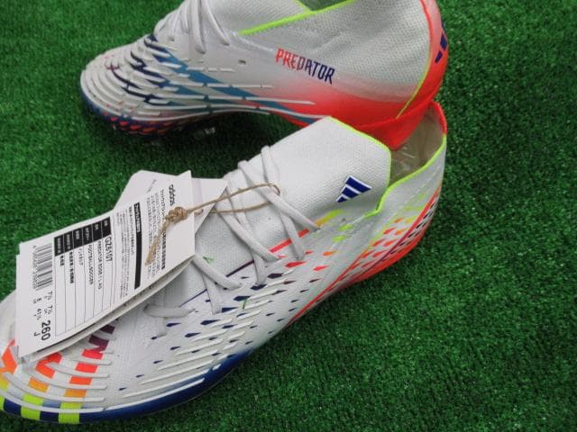 adidas Predator AG　サッカーシューズ 26.0cm