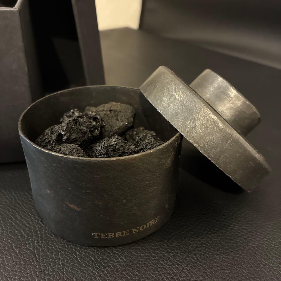 MAD et LEN マドエレン テレノア 溶岩石