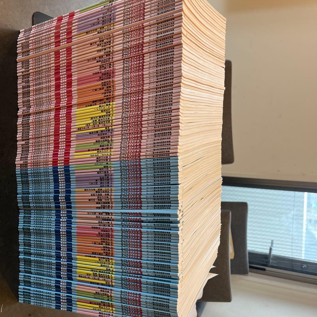 理英会 ばっちりくんドリル 全巻セット110冊、一部裁断済み