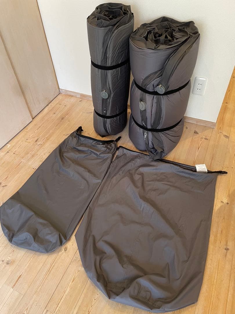 Coleman エアーマットレス　シングル・ダブル