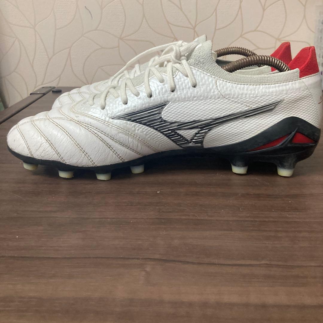 ミズノ　モレリアネオ4ベータジャパン ホワイト×ブラック×チャイニーズレッド