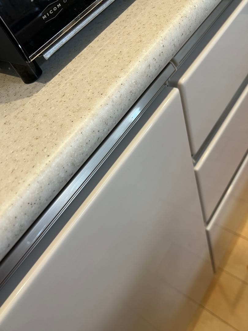 ニトリ　食器棚　キッチンボード　アルミナ２　幅120㎝