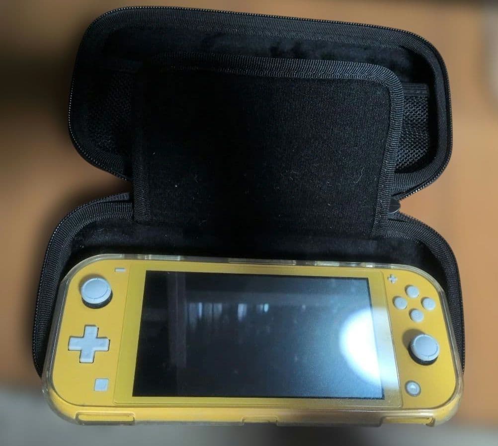 Nintendo Switch Lite イエロー初期化済み