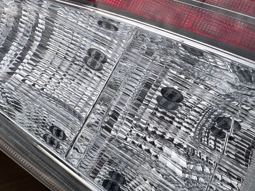 30プリウス Gsテールランプ純正　トヨタ