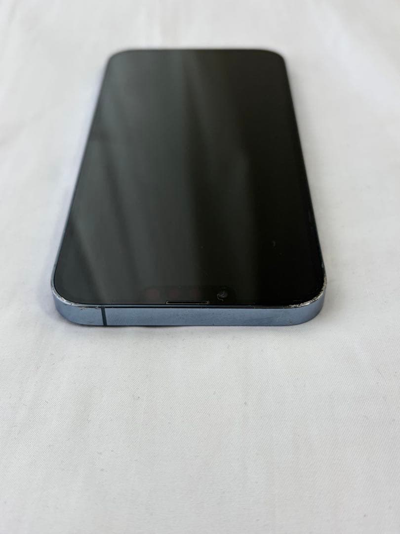 B*i様 iPhone 13 Pro MAX 背面ひび割れ