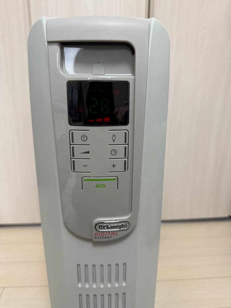 【美品】DeLonghi デロンギ オイルヒーターKHD410812-GC