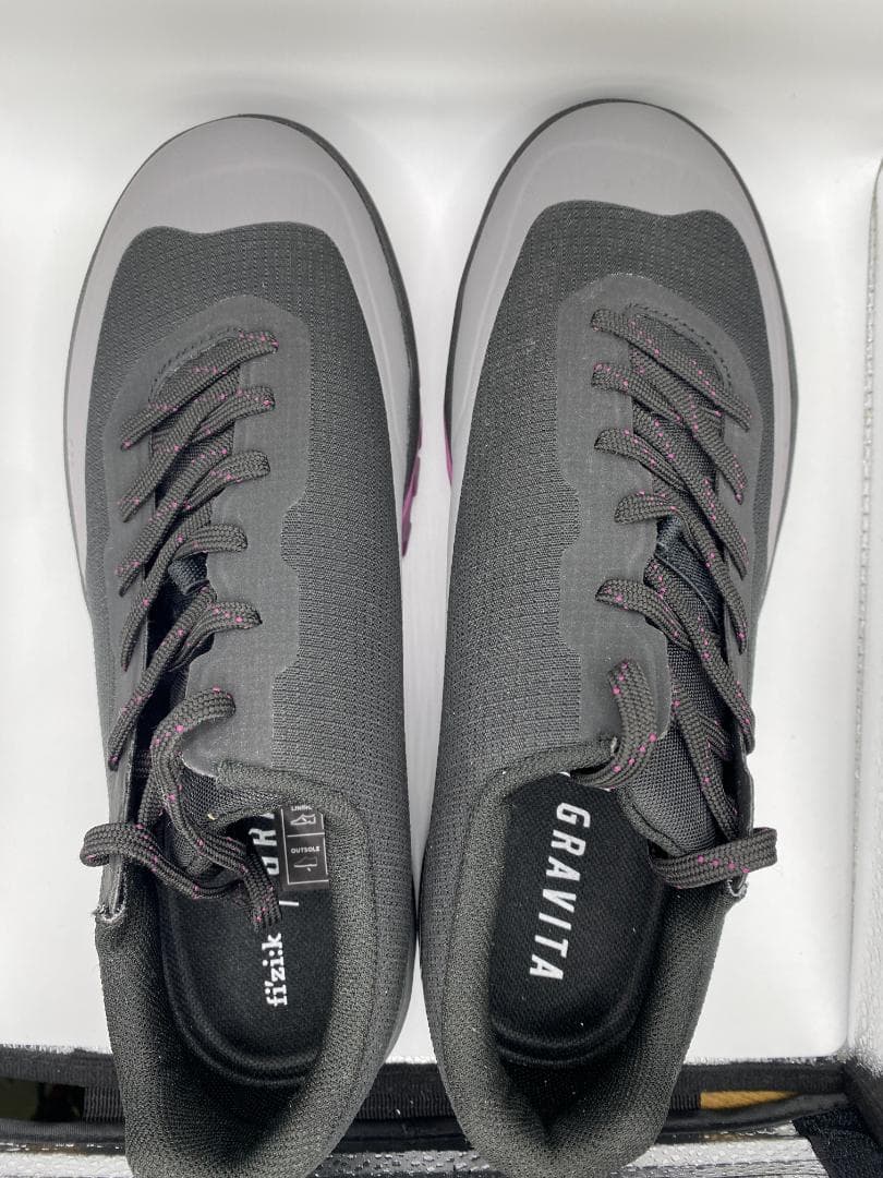 【新品未使用】 fi'zi:k GRAVITA VERSOR EU41.5サイズ