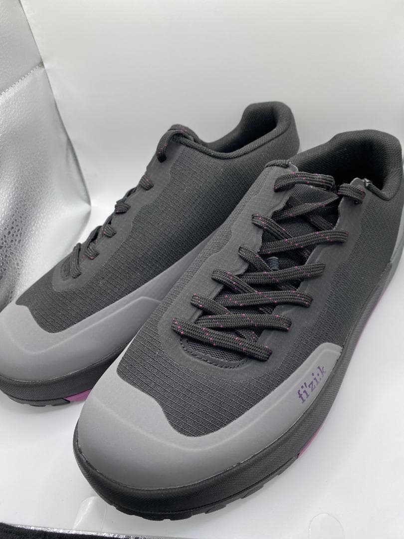 【新品未使用】 fi'zi:k GRAVITA VERSOR EU41.5サイズ