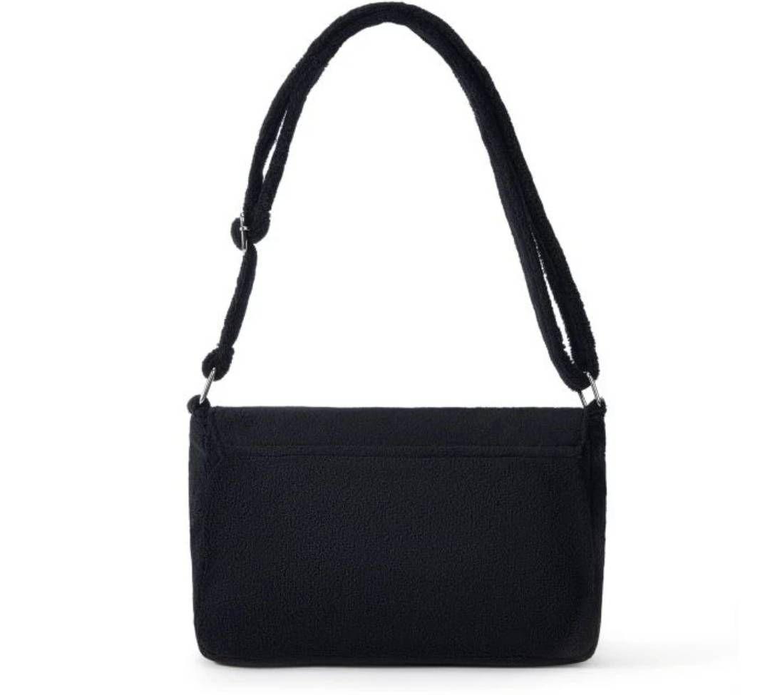 シャネル ショルダーバッグ ホワイト ノベルティ