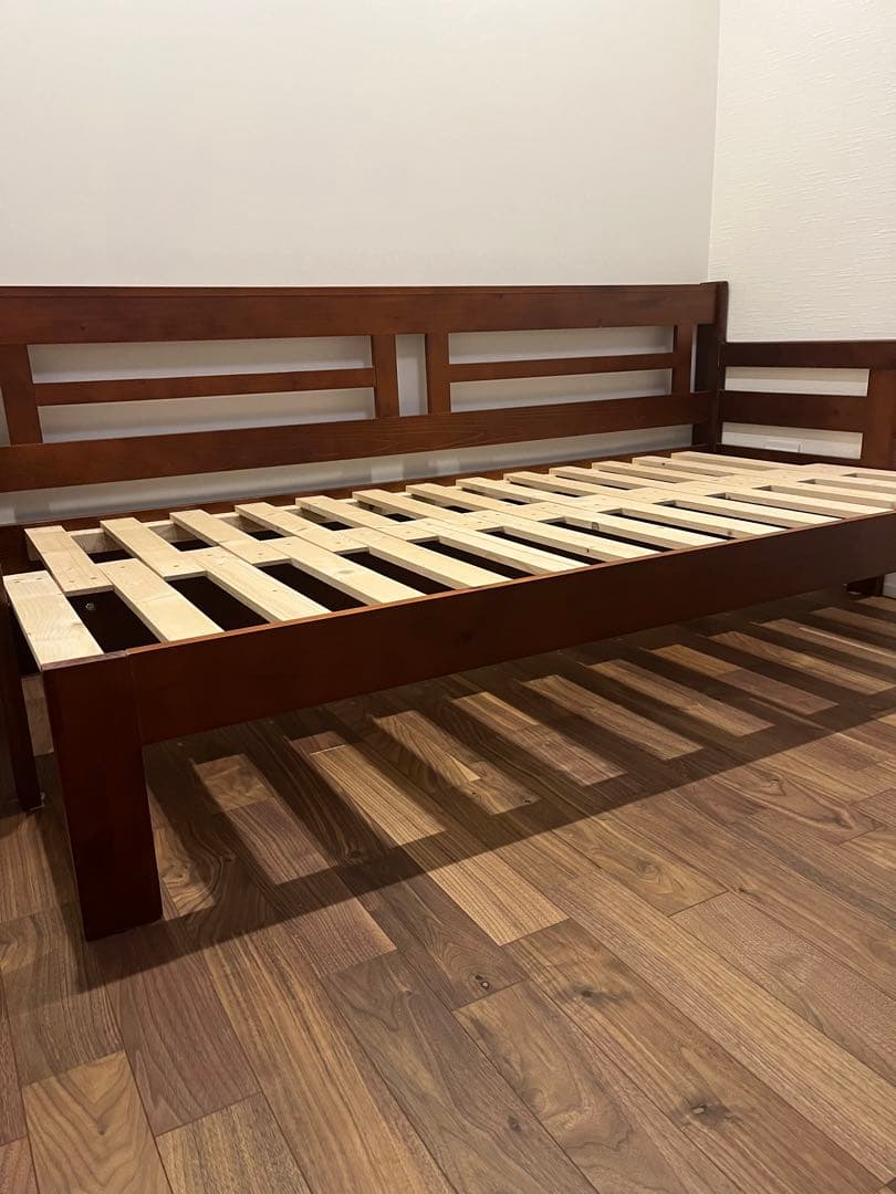 【セール中】天然木　すのこ　ソファベッド　シングル　マットレス