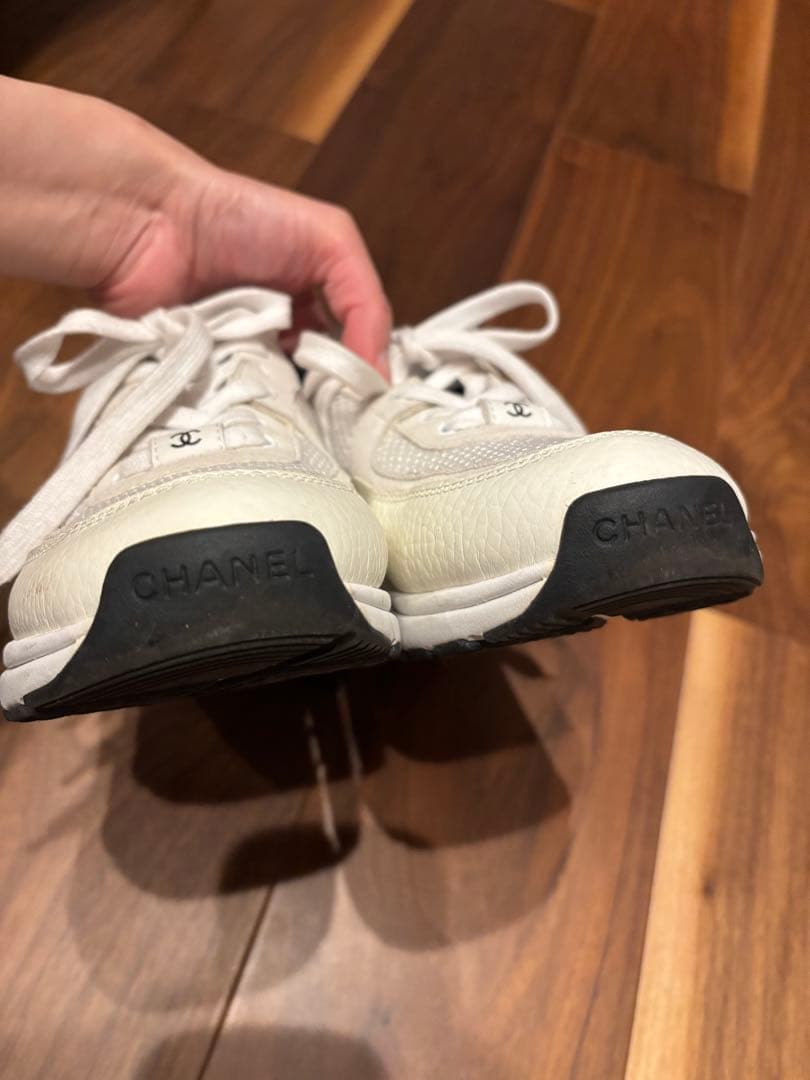 CHANEL シャネル　スニーカー　人気商品