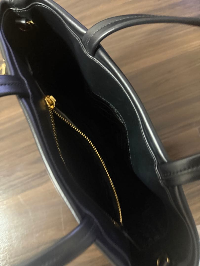 PRADA ブラック トートバッグ　2way